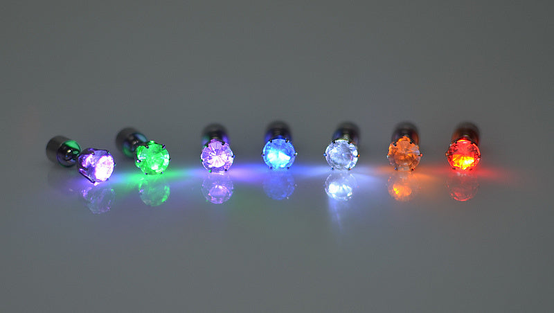 Hot Sale 1PCS Charm LED Earring Light Up Crown Glowing Crystal Stainless Ear Drop Ear Stud Earring Jewelry gift Free Shipping ARVASHAA
