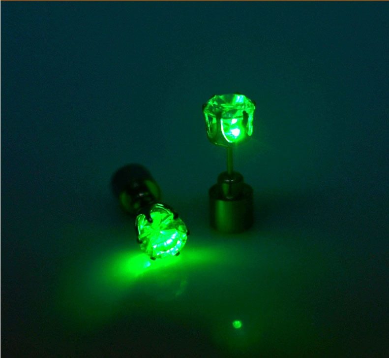 Hot Sale 1PCS Charm LED Earring Light Up Crown Glowing Crystal Stainless Ear Drop Ear Stud Earring Jewelry gift Free Shipping ARVASHAA