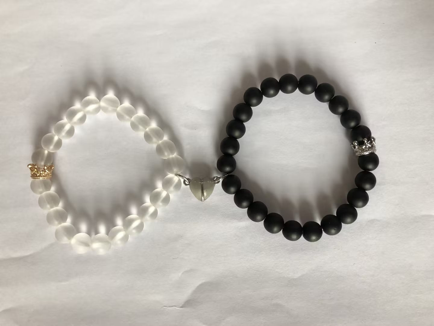 Fashion Jewelry 2pcs Handmade Crown Beaded Charms Bracelet Luminou Heart Glow In The Dark Couple Bracelet For Lover Men Women Fluorescent Gift ARVASHAA
