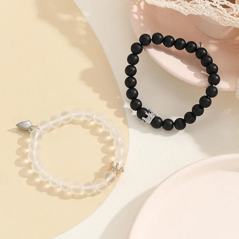 Fashion Jewelry 2pcs Handmade Crown Beaded Charms Bracelet Luminou Heart Glow In The Dark Couple Bracelet For Lover Men Women Fluorescent Gift ARVASHAA
